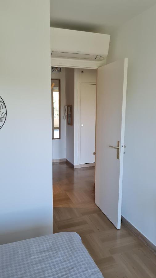 2P Entierement Climatise I Bien Insonorise I Wifi I A 300 M De La Mer I Restaurants Commerces Et Transports A 5Mn A Pied I Ideal 2 Personnes I Possibilite 4 Avec Canape Lit De Qualite I Tres Belle Douche Cagnes-sur-Mer Eksteriør bilde