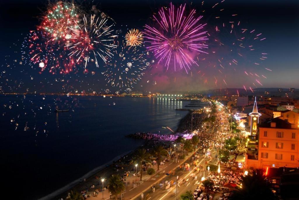 2P Entierement Climatise I Bien Insonorise I Wifi I A 300 M De La Mer I Restaurants Commerces Et Transports A 5Mn A Pied I Ideal 2 Personnes I Possibilite 4 Avec Canape Lit De Qualite I Tres Belle Douche Cagnes-sur-Mer Eksteriør bilde
